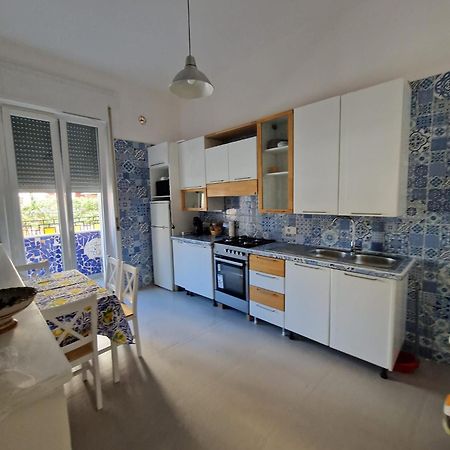 Casa Cristina Apartment Майори Екстериор снимка